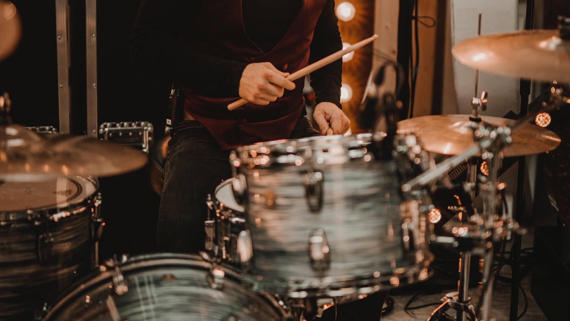 Simple, Simpler, Perfect – Finding Complexity in Simplicity